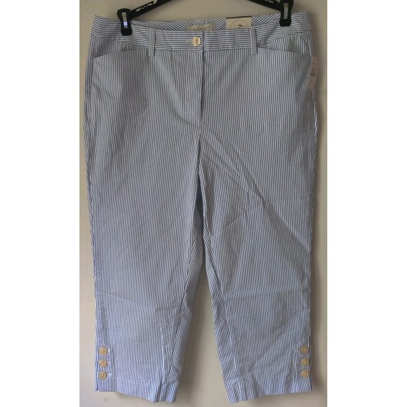 Talbot's Perfect Skimmer Women's 10‎ Capris White/Blue Stripe Button Detail NWT - Picture 1 of 7